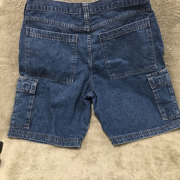 Jean Shorts - Picture 3 of 4